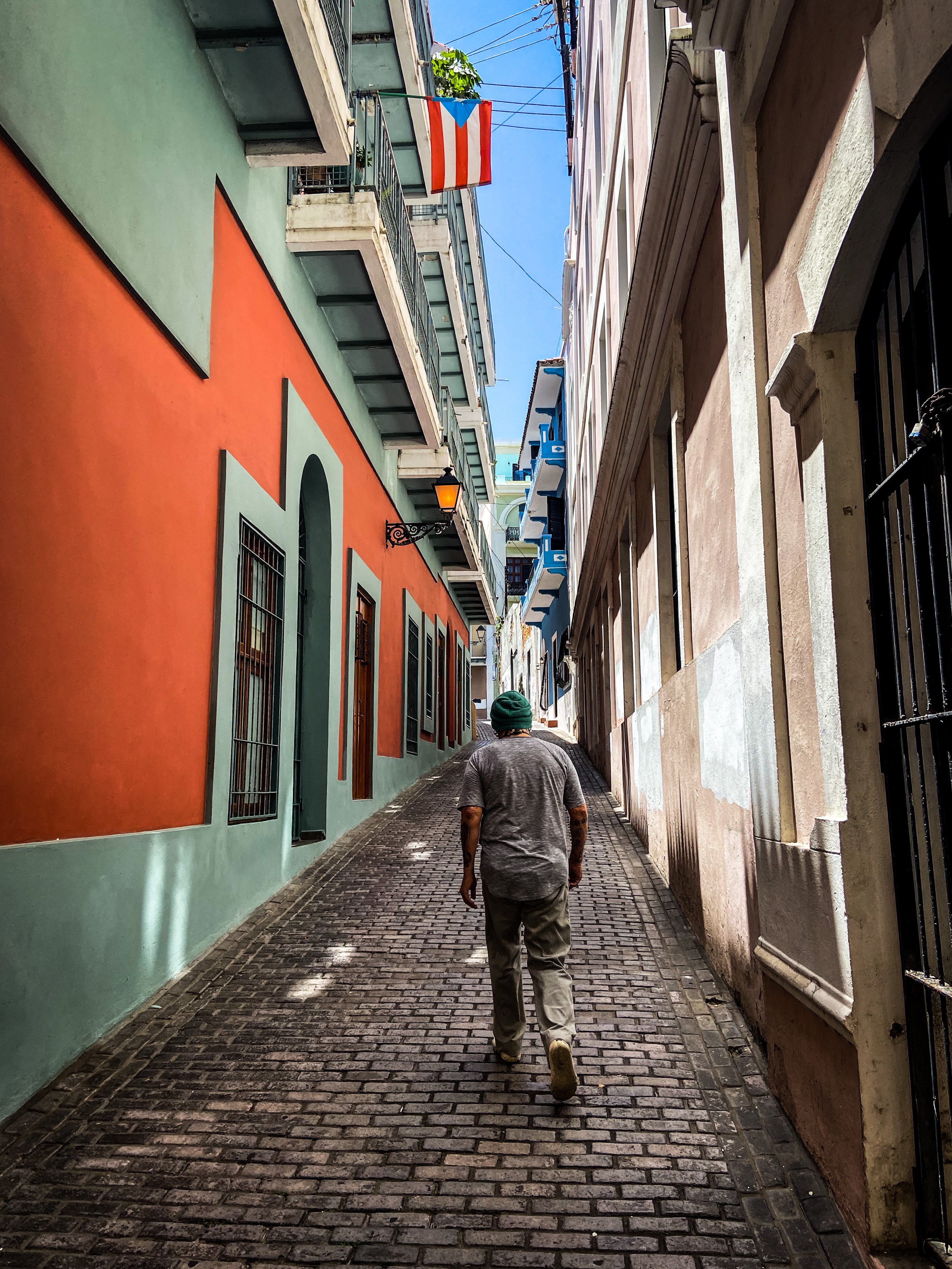 CC91A697-F3DC-40A3-A881-CA1451402D98